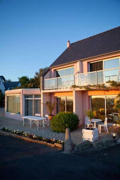 Hotel Le Toeno Trebeurden Exterior photo